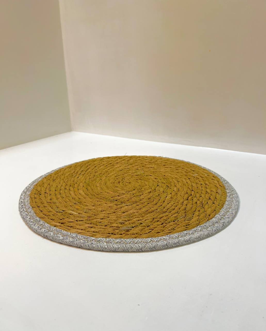 قطعة ديكور خوص منسوجة يدوياً بإطار - الصورة 5