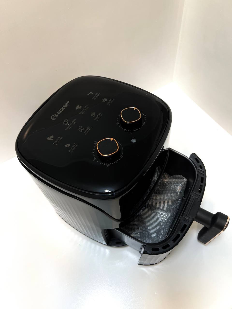 قلاية هوائية (Air Fryer) من Bester - 1600 واط - الصورة 4