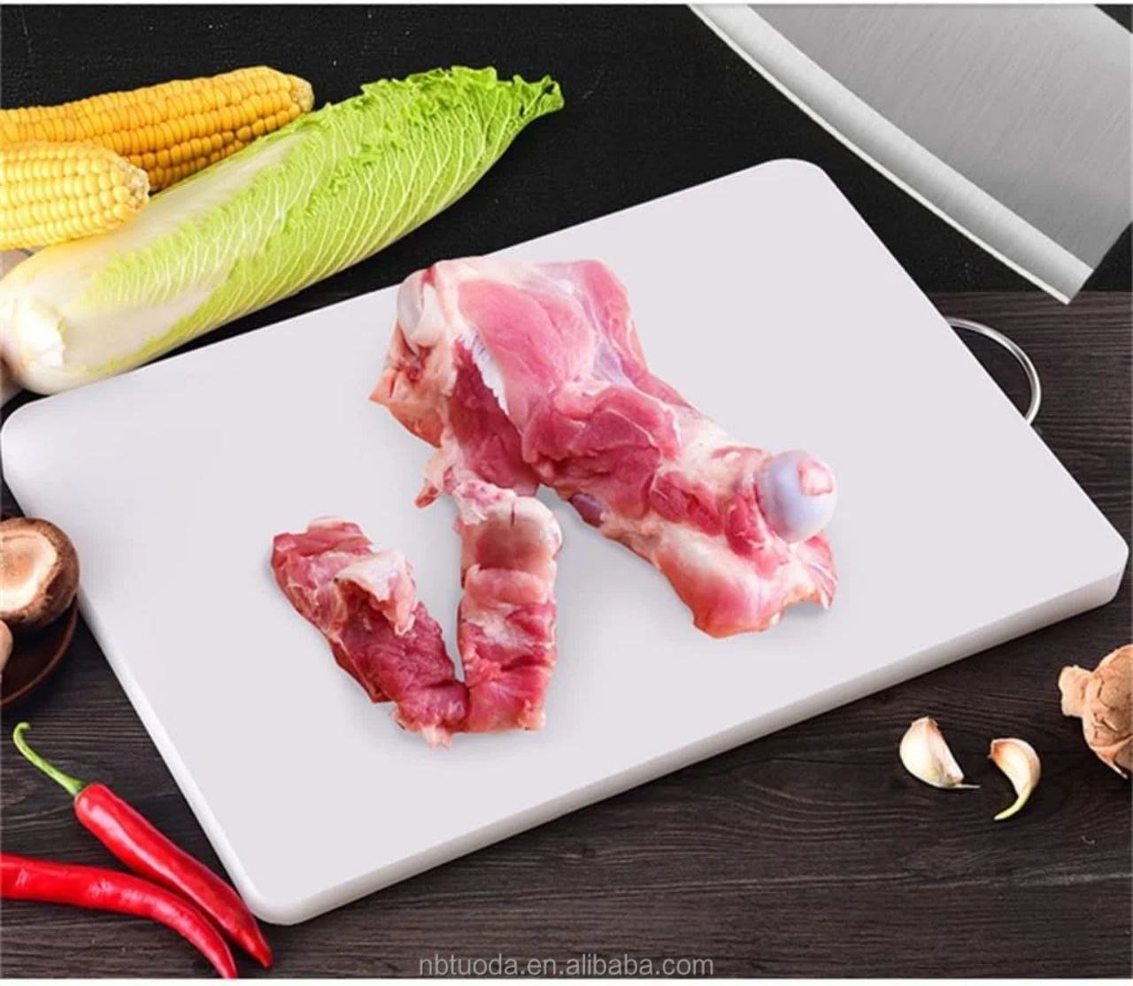 لوح تقطيع بلاستيك متين مع مقبض ستانلس ستيل - الصورة 3