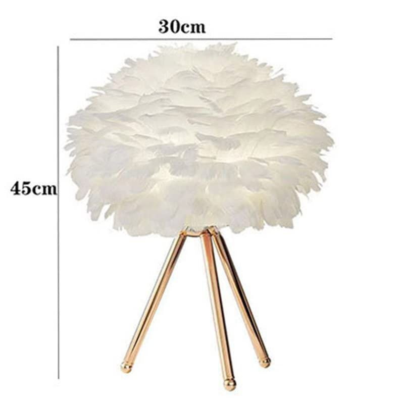 أباجورة أنيقة وعصرية بتصميم فريد على شكل ريشة - الصورة 4