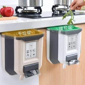 سلة قمامة مبتكرة بتصميم عملي للمطبخ