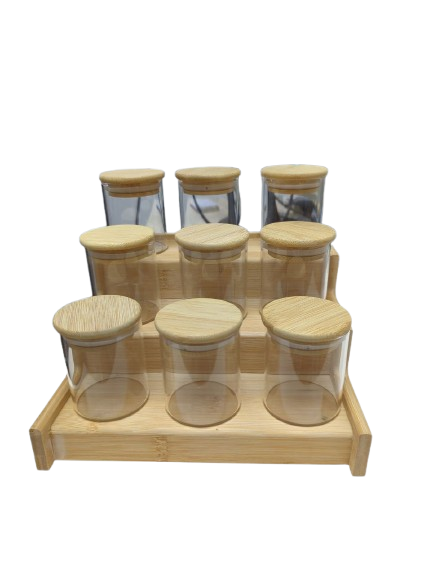 طقم برطمانات توابل زجاج 100مل بغطاء خشب طبيعي مع ستاند أنيق من البامبو - الصورة 3