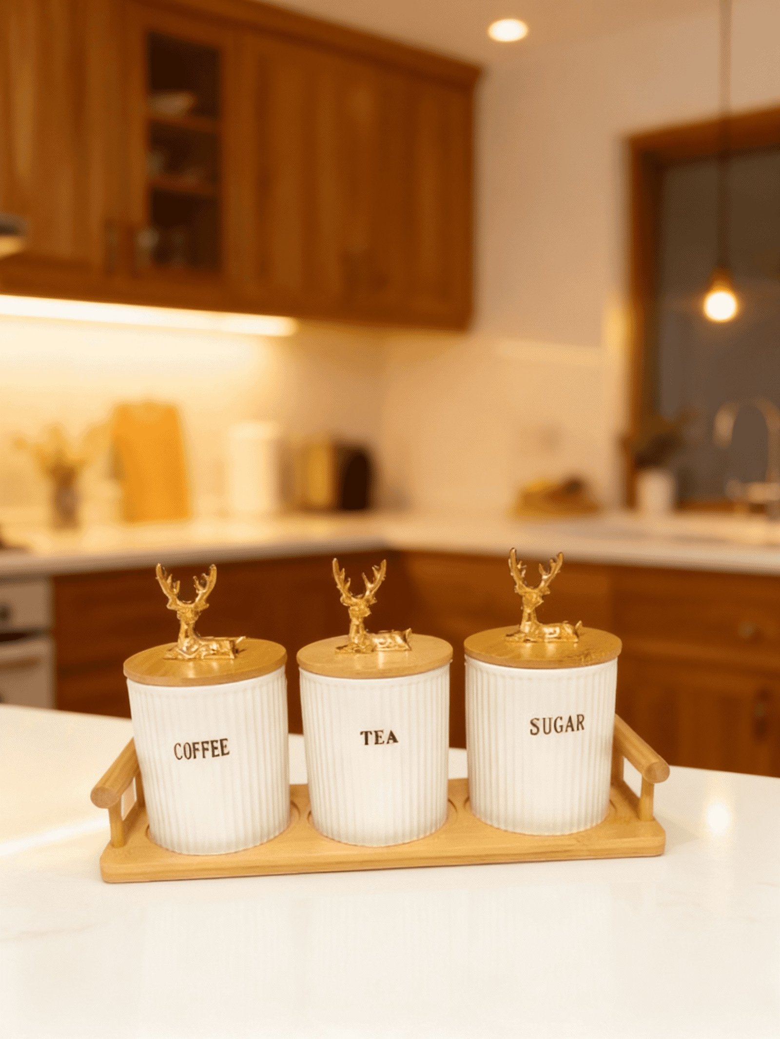 طقم كوفي بورسلين غزال ذهبية (للشاي، القهوة، السكر)